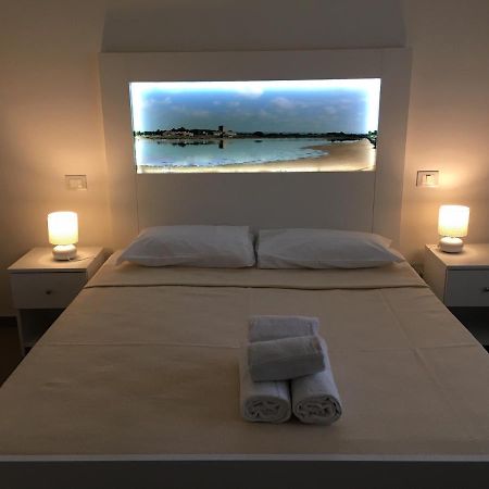 リド・ディ・スピーナ Agriturismo La Confinaヴィラ エクステリア 写真