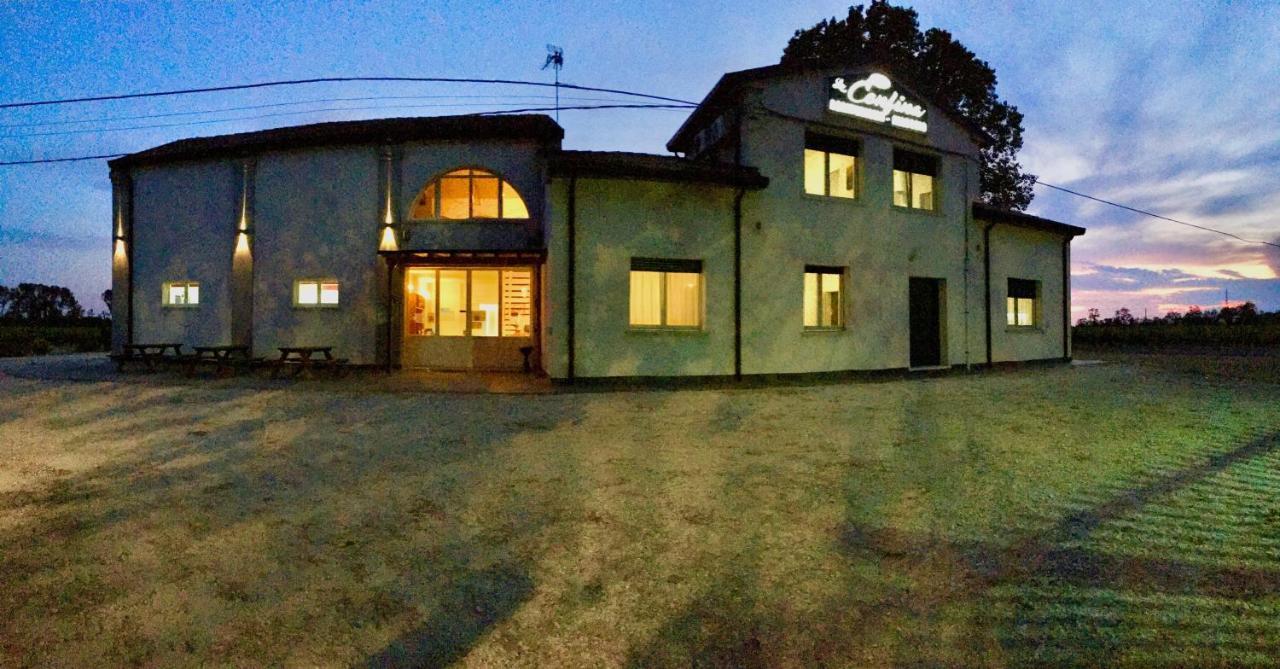 リド・ディ・スピーナ Agriturismo La Confinaヴィラ エクステリア 写真